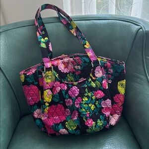 Vera Bradley Floral Quilted Tote Bag - Hilo Meadow Print